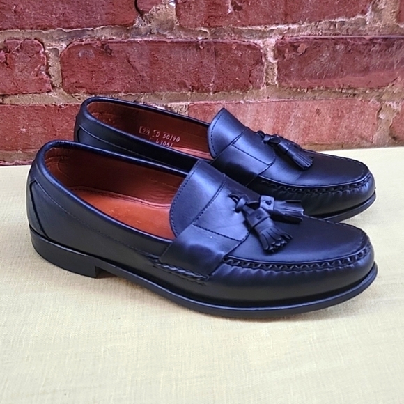 Allen Edmonds Other - Allen Edmonds Schreier All-Leather Men's Tassel Loafers, Sz 9.5D